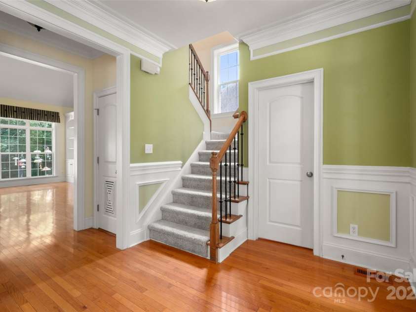 19800 Wooden Tee Drive, Davidson, NC 28036.  MLS# CAR4286937, YatesRealty ID 29839. 