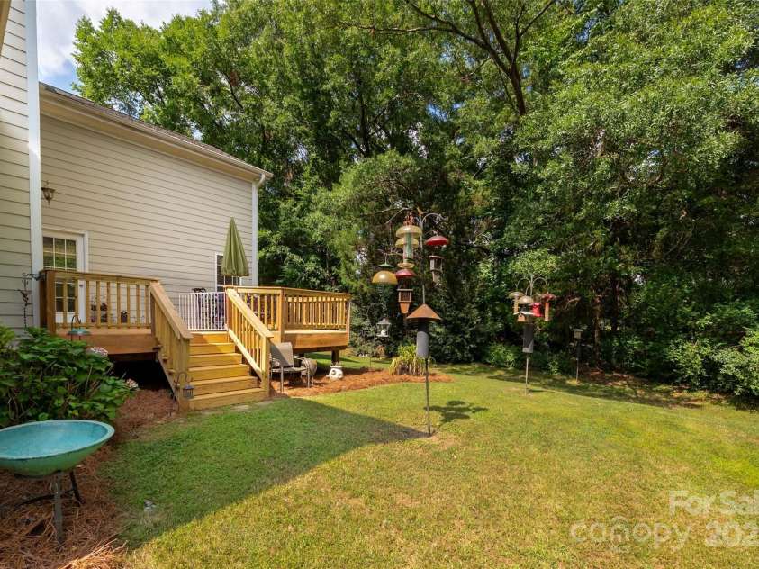 19800 Wooden Tee Drive, Davidson, NC 28036.  MLS# CAR4286937, YatesRealty ID 29839. 