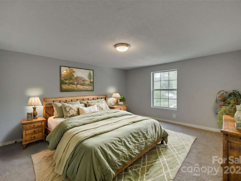 210 Knox Street, Clover, SC 29710.  MLS# CAR4234117, YatesRealty ID 2984. 