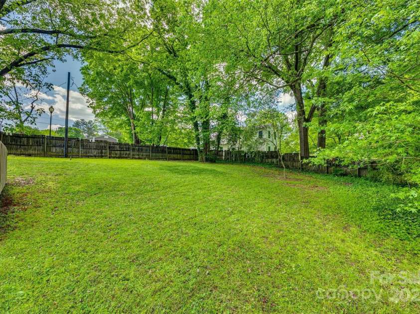 210 Knox Street, Clover, SC 29710.  MLS# CAR4234117, YatesRealty ID 2984. 