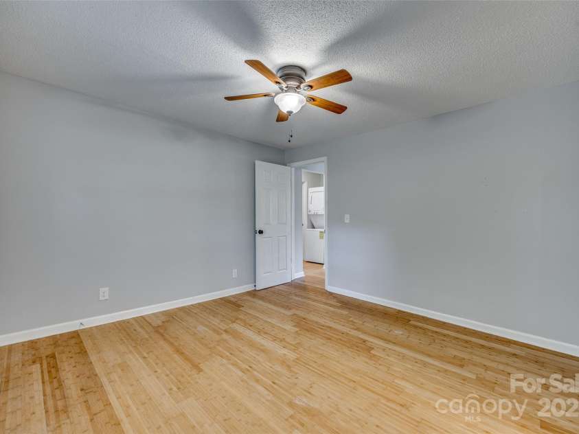 210 Knox Street, Clover, SC 29710.  MLS# CAR4234117, YatesRealty ID 2984. 