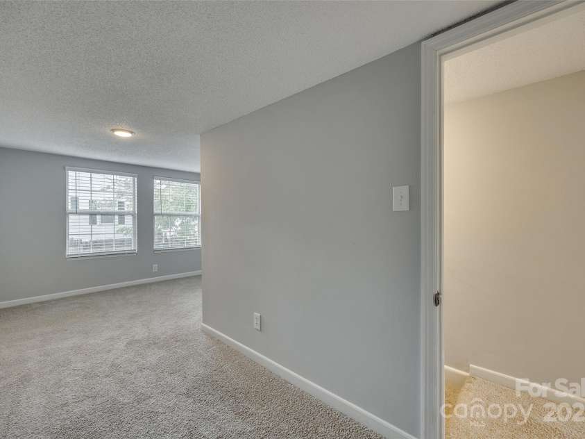 210 Knox Street, Clover, SC 29710.  MLS# CAR4234117, YatesRealty ID 2984. 