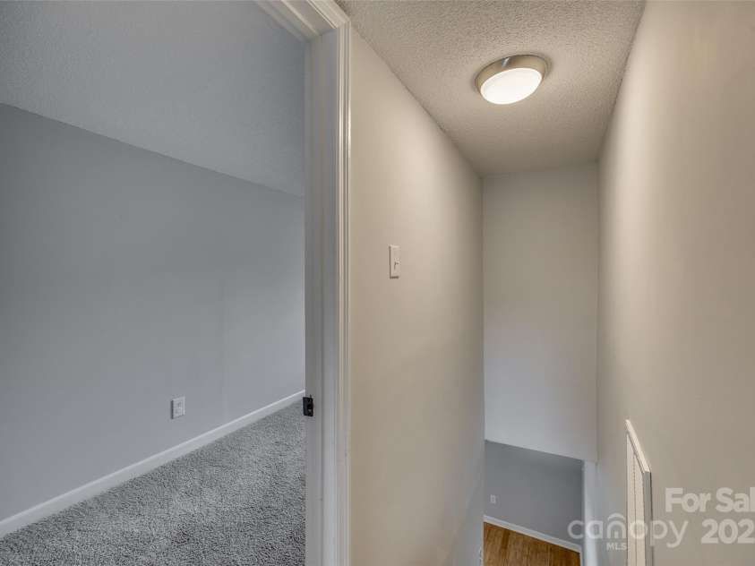 210 Knox Street, Clover, SC 29710.  MLS# CAR4234117, YatesRealty ID 2984. 