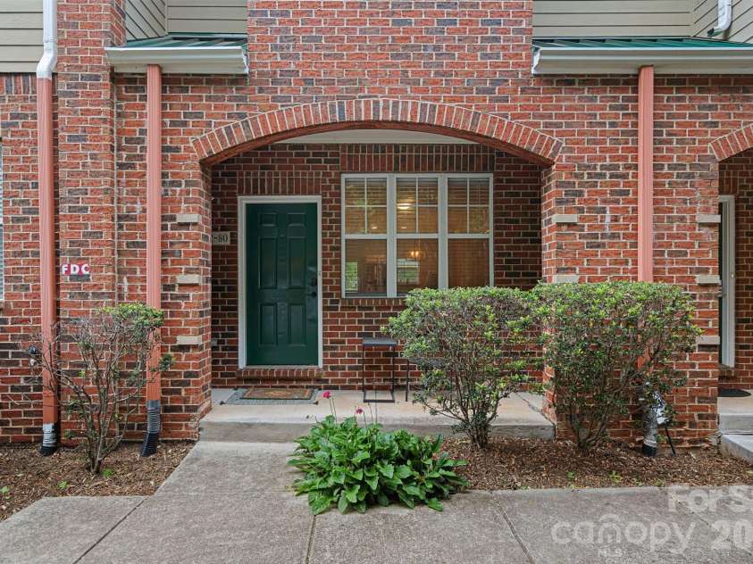 222 Torrence Street, Charlotte, NC 28204.  MLS# CAR4398634, YatesRealty ID 2984. 
