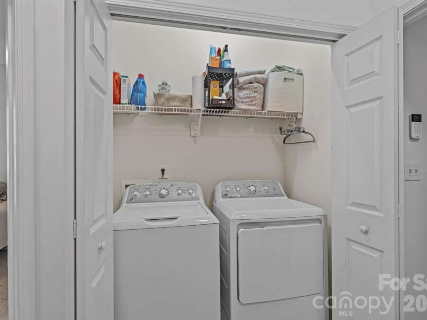 222 Torrence Street, Charlotte, NC 28204.  MLS# CAR4398634, YatesRealty ID 2984. 