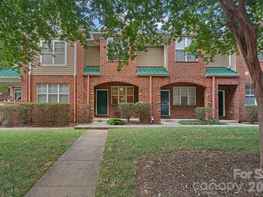 222 Torrence Street, Charlotte, NC 28204.  MLS# CAR4398634, YatesRealty ID 2984. 