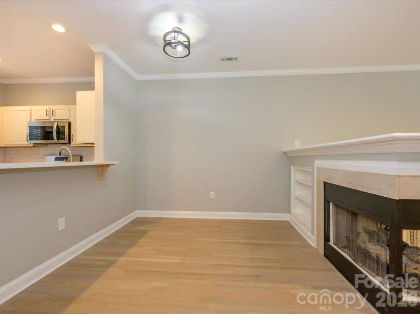 222 Torrence Street, Charlotte, NC 28204.  MLS# CAR4416207, YatesRealty ID 2984. 