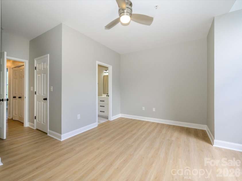 222 Torrence Street, Charlotte, NC 28204.  MLS# CAR4416207, YatesRealty ID 2984. 