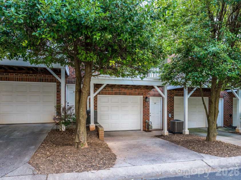 222 Torrence Street, Charlotte, NC 28204.  MLS# CAR4416207, YatesRealty ID 2984. 