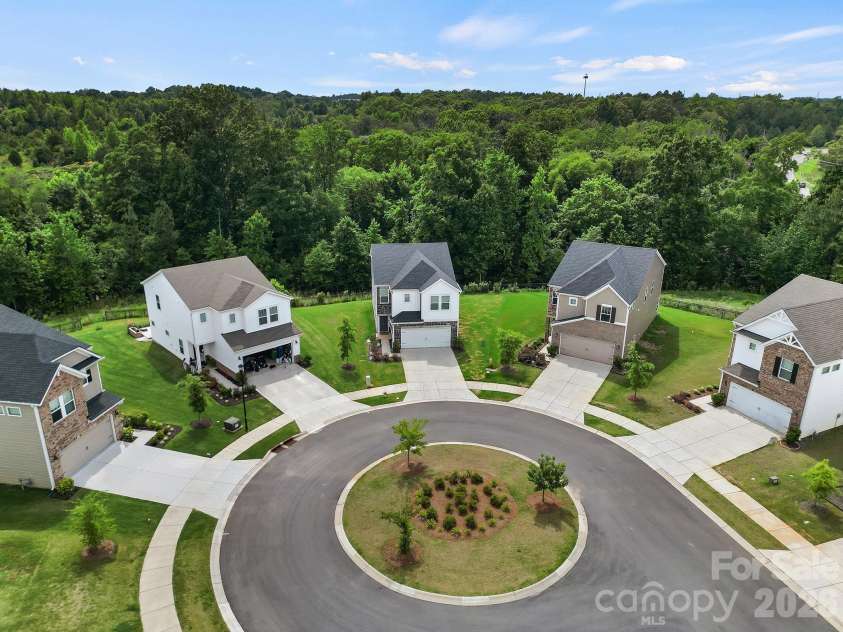660 Citriadora Street, Fort Mill, SC 29715.  MLS# CAR4392923, YatesRealty ID 29840. 