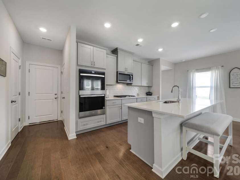 660 Citriadora Street, Fort Mill, SC 29715.  MLS# CAR4392923, YatesRealty ID 29840. 