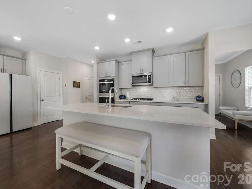 660 Citriadora Street, Fort Mill, SC 29715.  MLS# CAR4392923, YatesRealty ID 29840. 