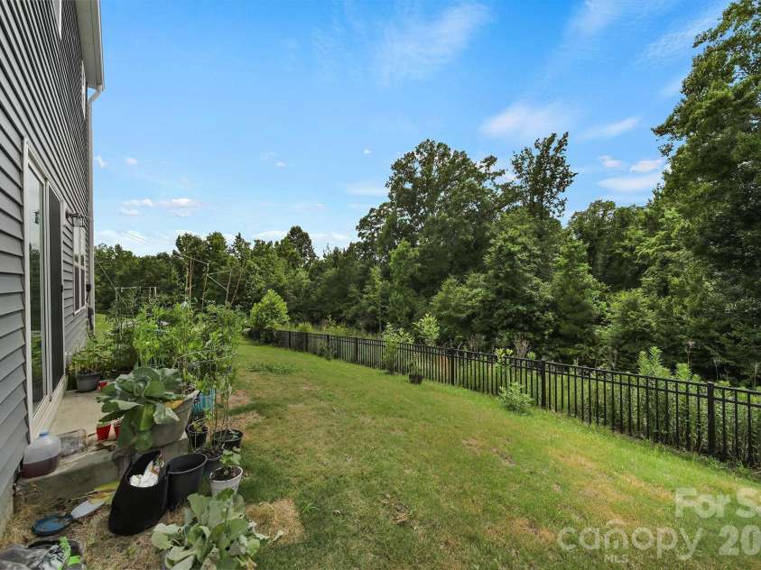 660 Citriadora Street, Fort Mill, SC 29715.  MLS# CAR4392923, YatesRealty ID 29840. 