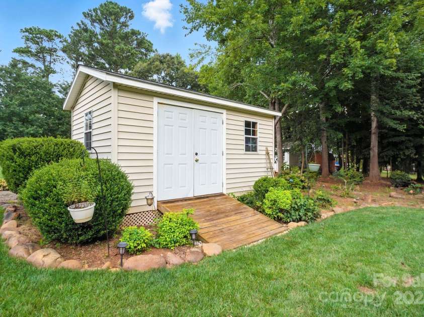 7788 Windy Pine Circle, Denver, NC 28037.  MLS# CAR4282285, YatesRealty ID 29841. 