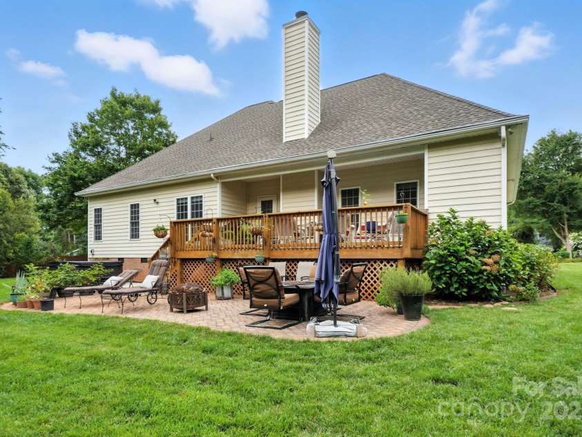 7788 Windy Pine Circle, Denver, NC 28037.  MLS# CAR4282285, YatesRealty ID 29841. 