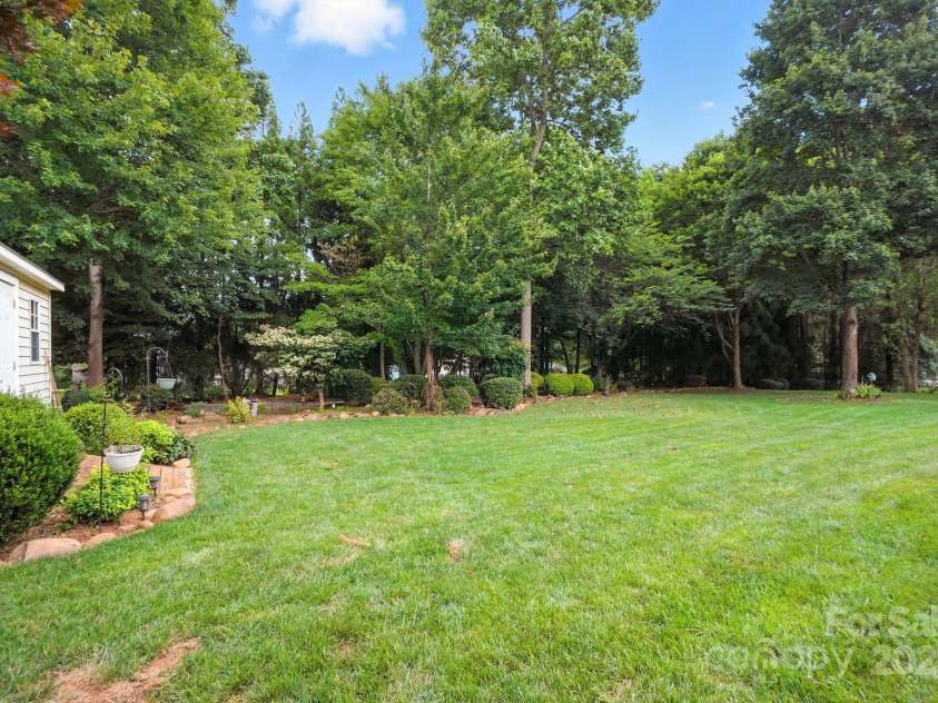 7788 Windy Pine Circle, Denver, NC 28037.  MLS# CAR4282285, YatesRealty ID 29841. 