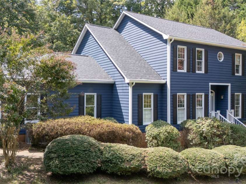 310 La Foret Drive, Morganton, NC 28655.  MLS# CAR4282955, YatesRealty ID 29842. 
