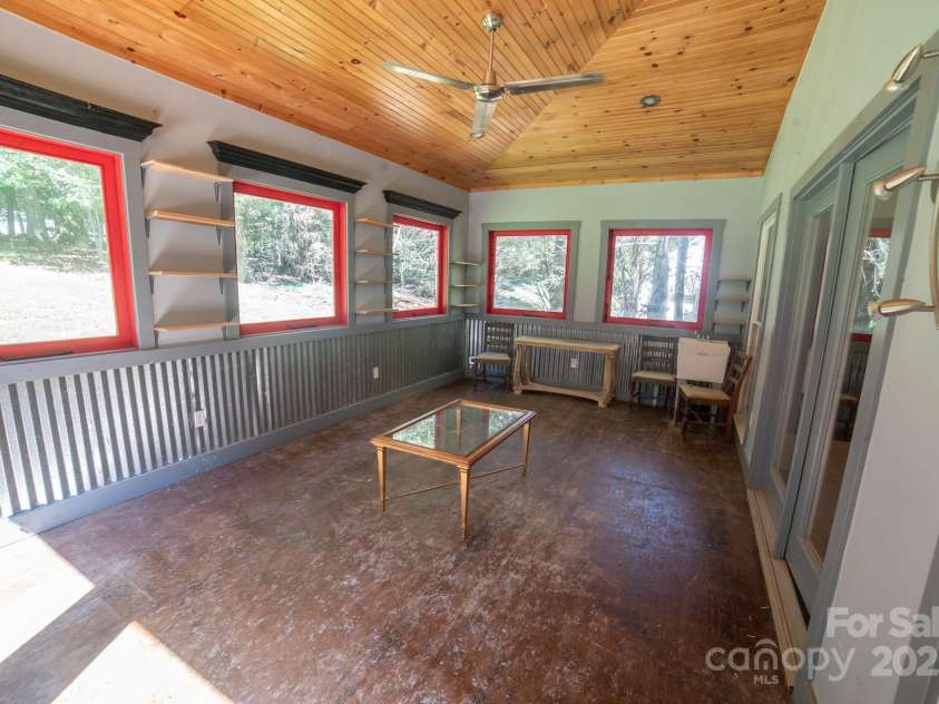 310 La Foret Drive, Morganton, NC 28655.  MLS# CAR4282955, YatesRealty ID 29842. Art studio