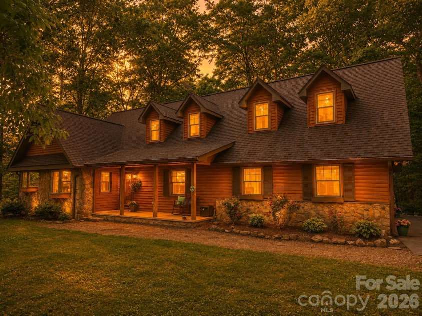 171 High Splendor Road, Robbinsville, NC 28771.  MLS# CAR4391175, YatesRealty ID 29843. 