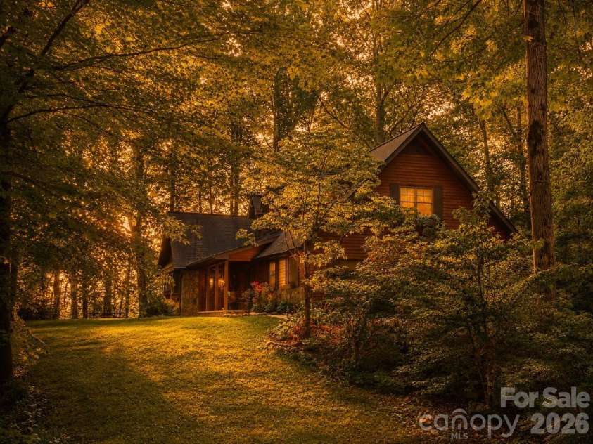 171 High Splendor Road, Robbinsville, NC 28771.  MLS# CAR4391175, YatesRealty ID 29843. 