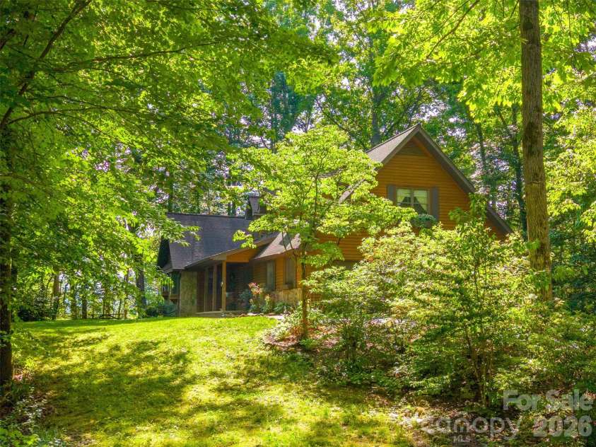 171 High Splendor Road, Robbinsville, NC 28771.  MLS# CAR4391175, YatesRealty ID 29843. 