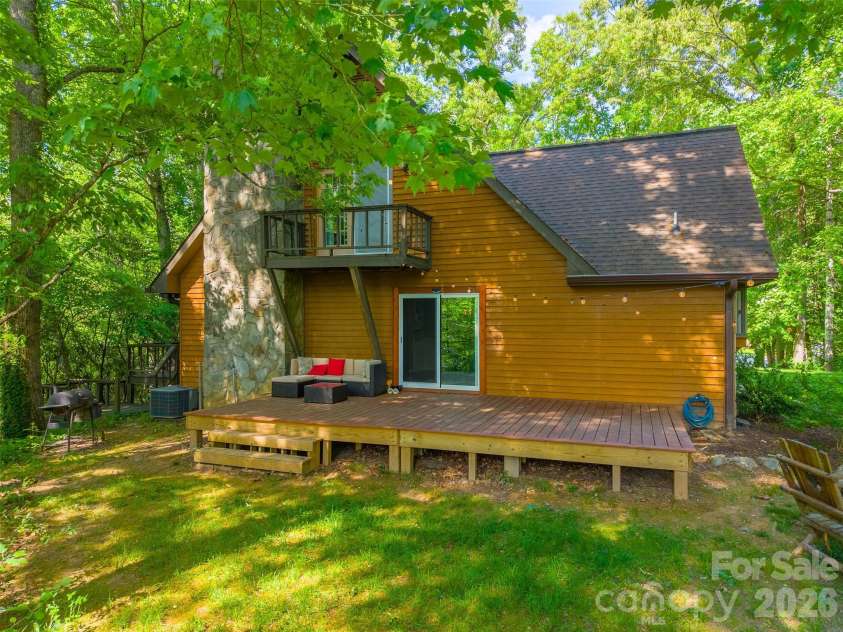 171 High Splendor Road, Robbinsville, NC 28771.  MLS# CAR4391175, YatesRealty ID 29843. 