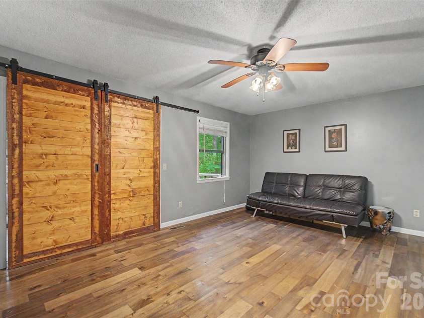 171 High Splendor Road, Robbinsville, NC 28771.  MLS# CAR4391175, YatesRealty ID 29843. 