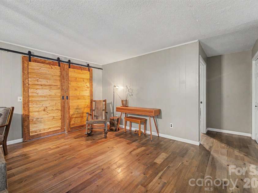 171 High Splendor Road, Robbinsville, NC 28771.  MLS# CAR4391175, YatesRealty ID 29843. 