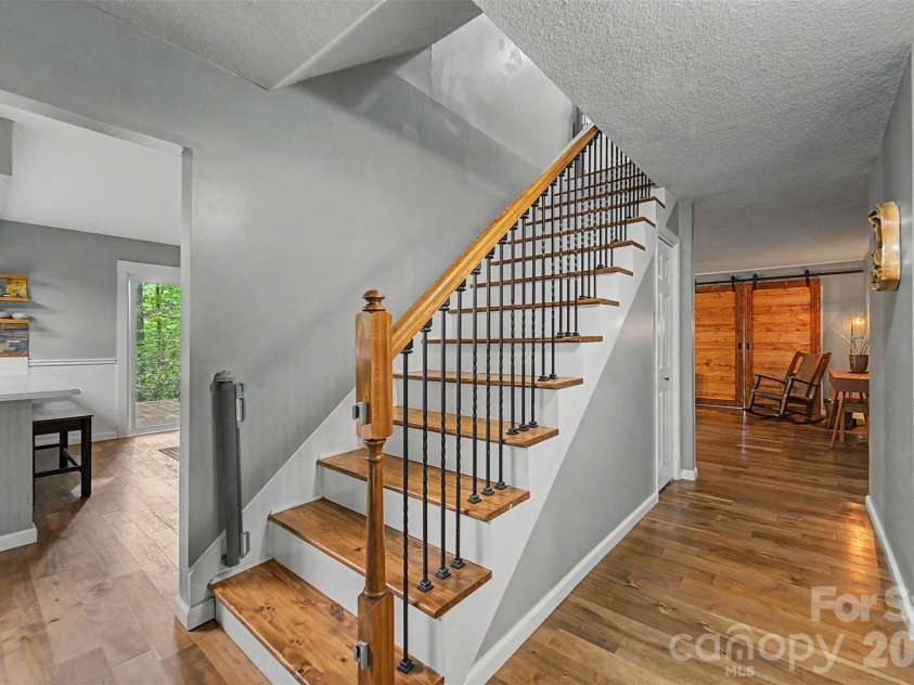 171 High Splendor Road, Robbinsville, NC 28771.  MLS# CAR4391175, YatesRealty ID 29843. 
