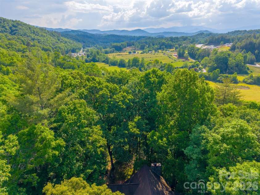 171 High Splendor Road, Robbinsville, NC 28771.  MLS# CAR4391175, YatesRealty ID 29843. 