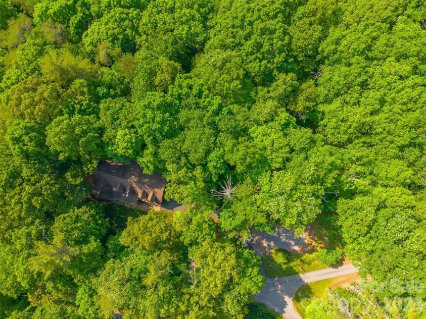 171 High Splendor Road, Robbinsville, NC 28771.  MLS# CAR4391175, YatesRealty ID 29843. 