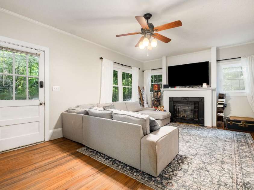 530 Wilmot Trail, Gastonia, NC 28056.  MLS# CAR4287484, YatesRealty ID 29843. 