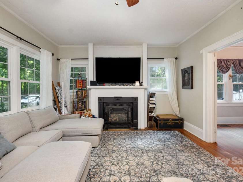 530 Wilmot Trail, Gastonia, NC 28056.  MLS# CAR4287484, YatesRealty ID 29843. 
