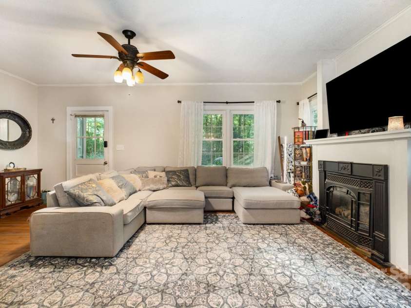 530 Wilmot Trail, Gastonia, NC 28056.  MLS# CAR4287484, YatesRealty ID 29843. 