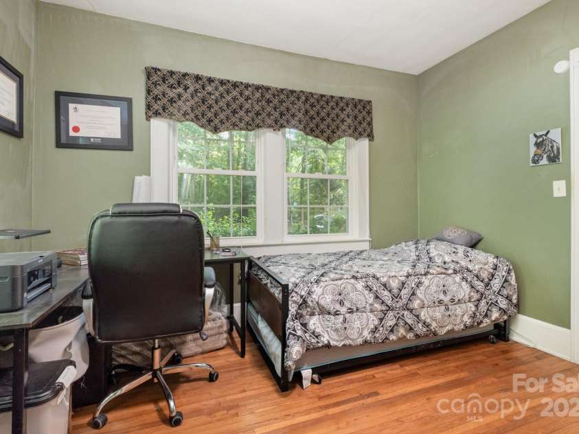 530 Wilmot Trail, Gastonia, NC 28056.  MLS# CAR4287484, YatesRealty ID 29843. 