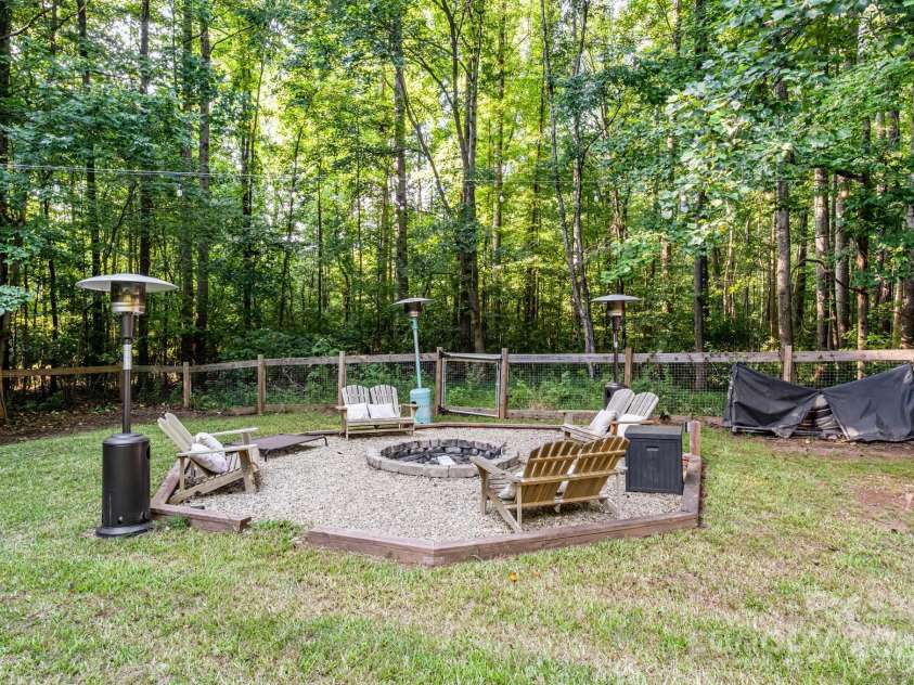 530 Wilmot Trail, Gastonia, NC 28056.  MLS# CAR4287484, YatesRealty ID 29843. 