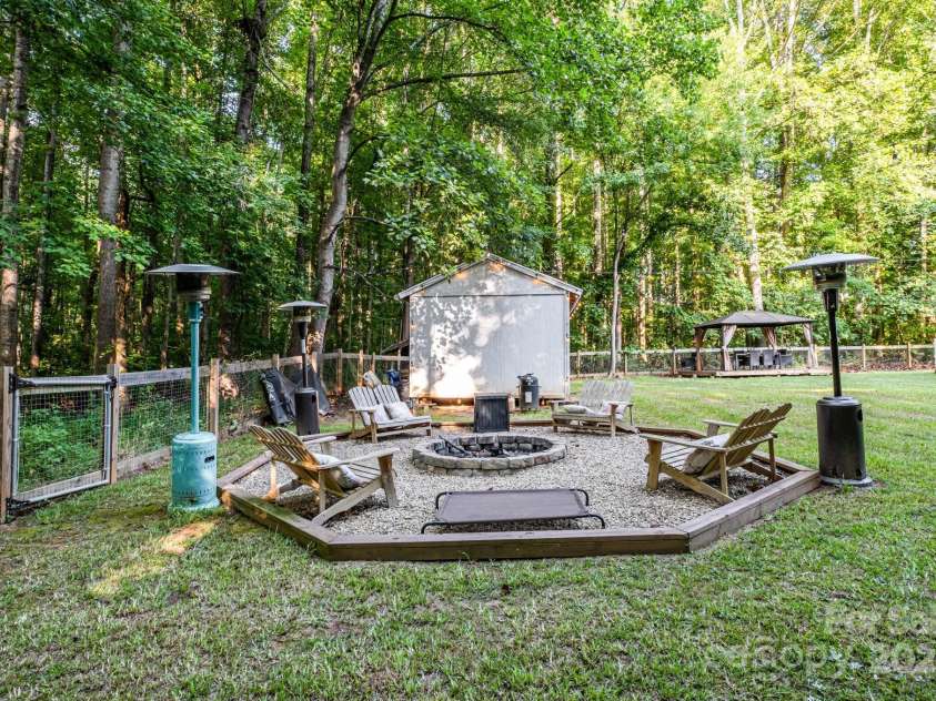530 Wilmot Trail, Gastonia, NC 28056.  MLS# CAR4287484, YatesRealty ID 29843. 