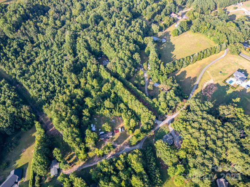 530 Wilmot Trail, Gastonia, NC 28056.  MLS# CAR4287484, YatesRealty ID 29843. 