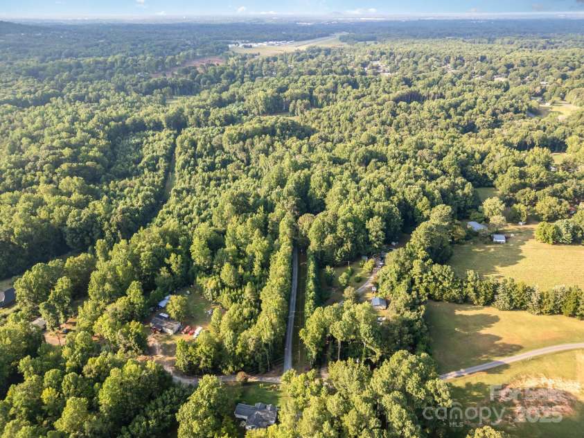 530 Wilmot Trail, Gastonia, NC 28056.  MLS# CAR4287484, YatesRealty ID 29843. 