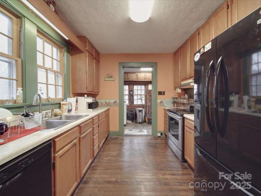 1231 Cherry Hill Road, Mocksville, NC 27028.  MLS# CAR4285939, YatesRealty ID 29845. 