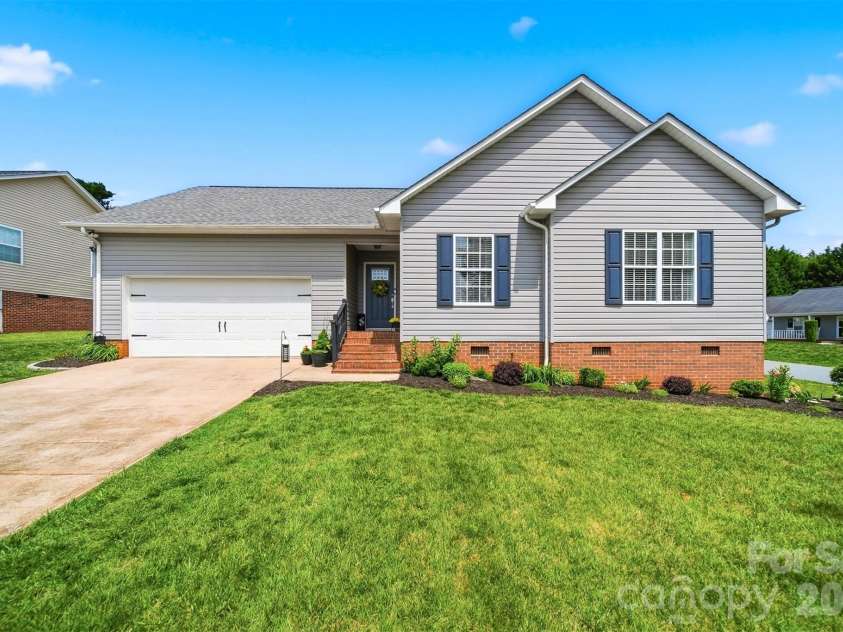 2104 Sheffield Court, Conover, NC 28613.  MLS# CAR4388317, YatesRealty ID 29845. 
