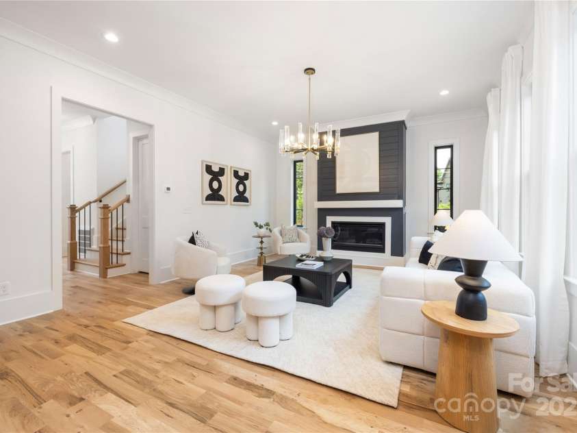 3903 Plainview Road, Charlotte, NC 28208.  MLS# CAR4267754, YatesRealty ID 29846. 