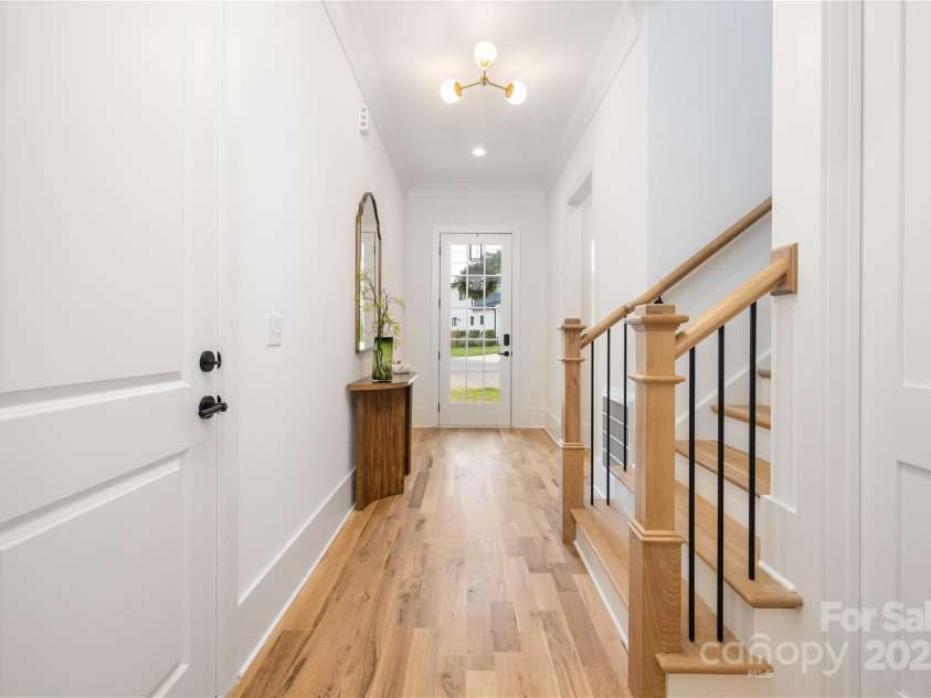 3903 Plainview Road, Charlotte, NC 28208.  MLS# CAR4267754, YatesRealty ID 29846. 