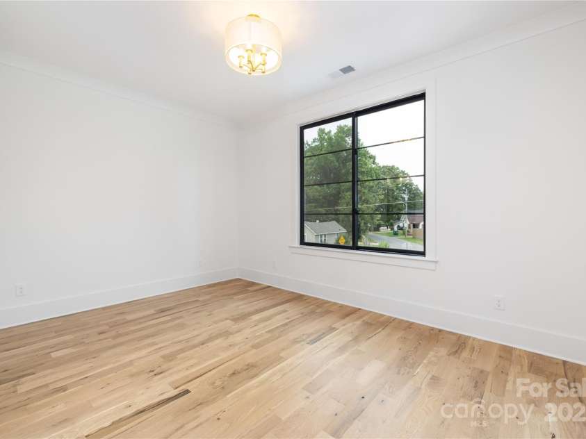 3903 Plainview Road, Charlotte, NC 28208.  MLS# CAR4267754, YatesRealty ID 29846. 