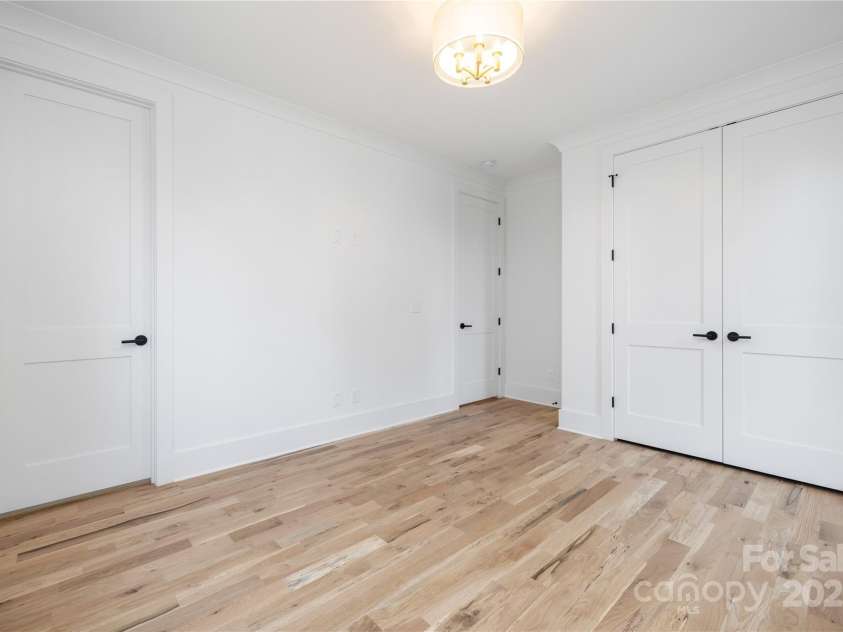 3903 Plainview Road, Charlotte, NC 28208.  MLS# CAR4267754, YatesRealty ID 29846. 