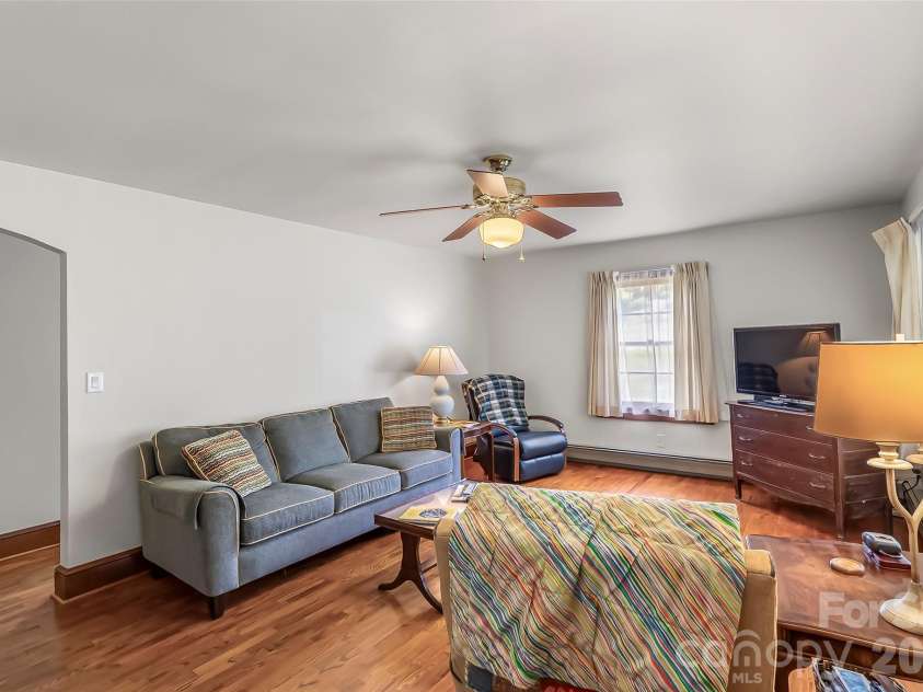 127 Stafford Road, Spruce Pine, NC 28777.  MLS# CAR4387478, YatesRealty ID 29847. 