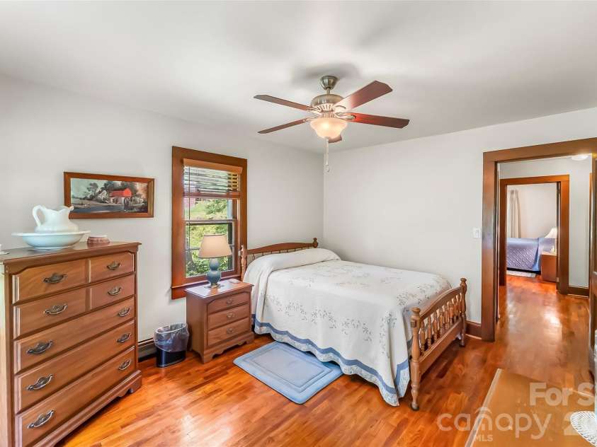 127 Stafford Road, Spruce Pine, NC 28777.  MLS# CAR4387478, YatesRealty ID 29847. 