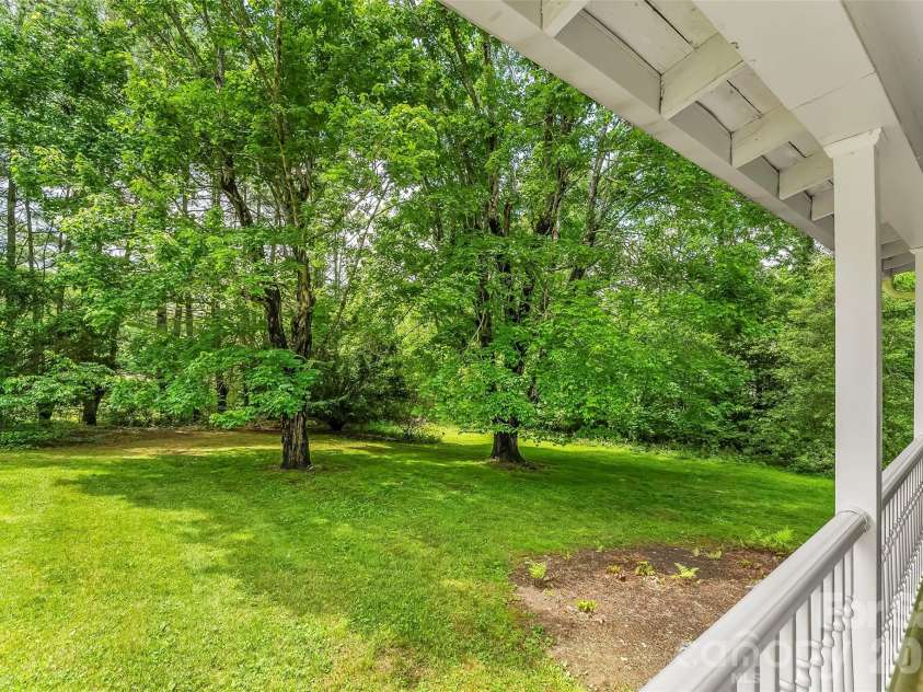 127 Stafford Road, Spruce Pine, NC 28777.  MLS# CAR4387478, YatesRealty ID 29847. 