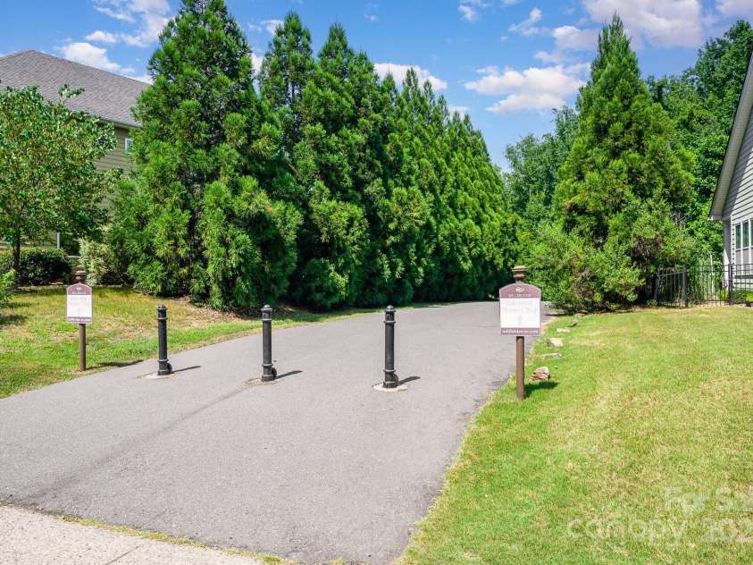 3067 Deep River Way, Waxhaw, NC 28173.  MLS# CAR4280049, YatesRealty ID 29847. 