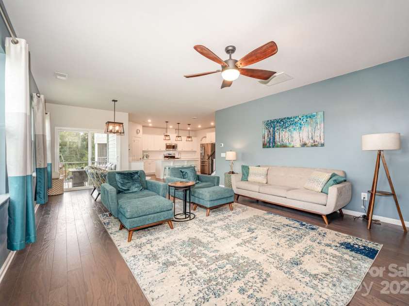 3067 Deep River Way, Waxhaw, NC 28173.  MLS# CAR4280049, YatesRealty ID 29847. Livingroom